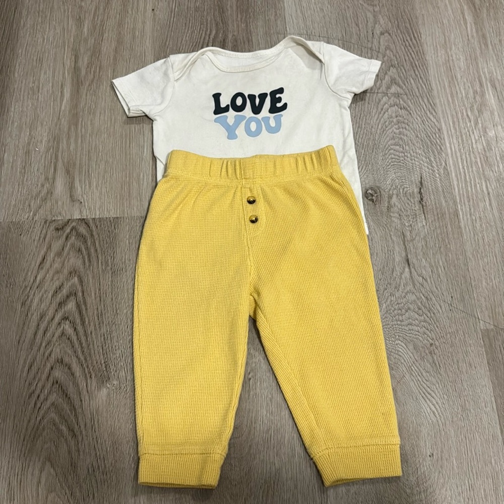 Carter’s “Love You” 2-Piece Baby Set | 12M | Yellow & White